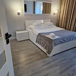 Apartamento Mountains Góry Sowie *